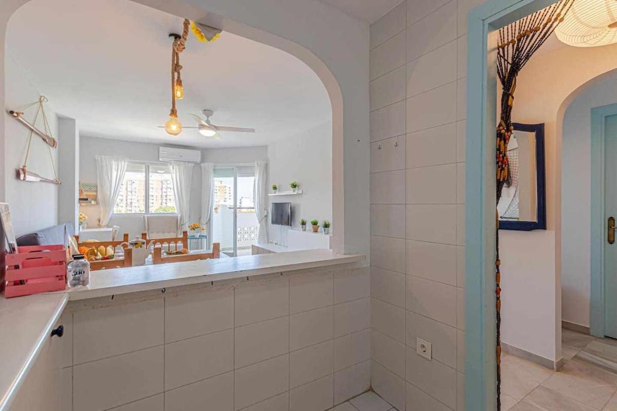 797 Holiday Rentals - Luminoso Piso Para 4 En Арройо-де-ла-Мьель Экстерьер фото