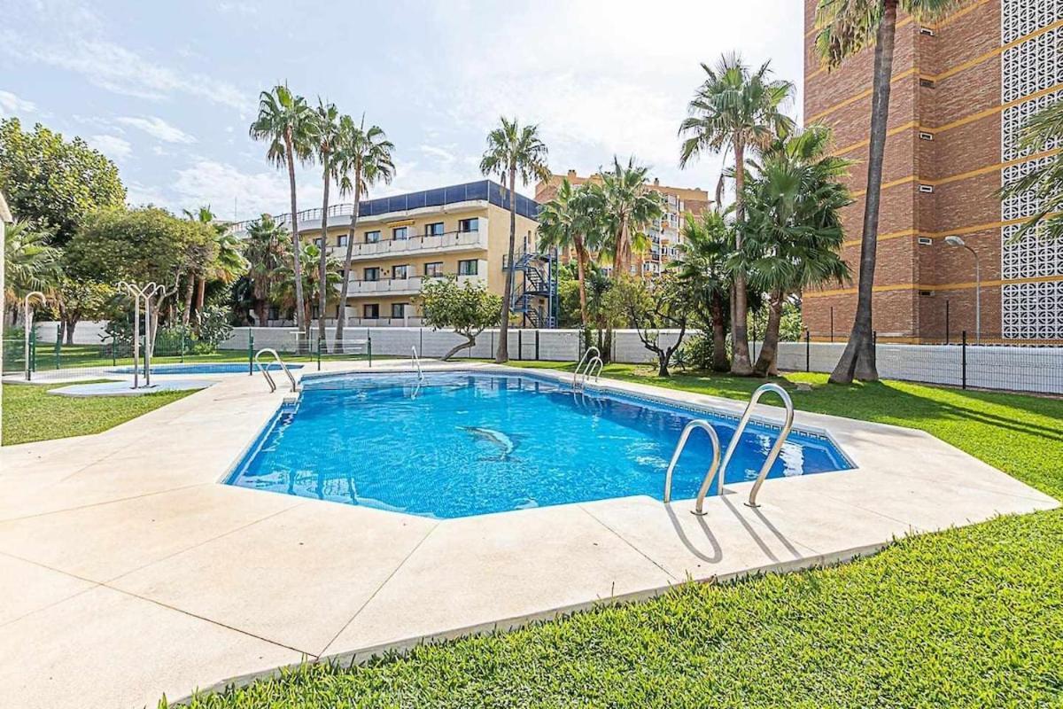 797 Holiday Rentals - Luminoso Piso Para 4 En Арройо-де-ла-Мьель Экстерьер фото
